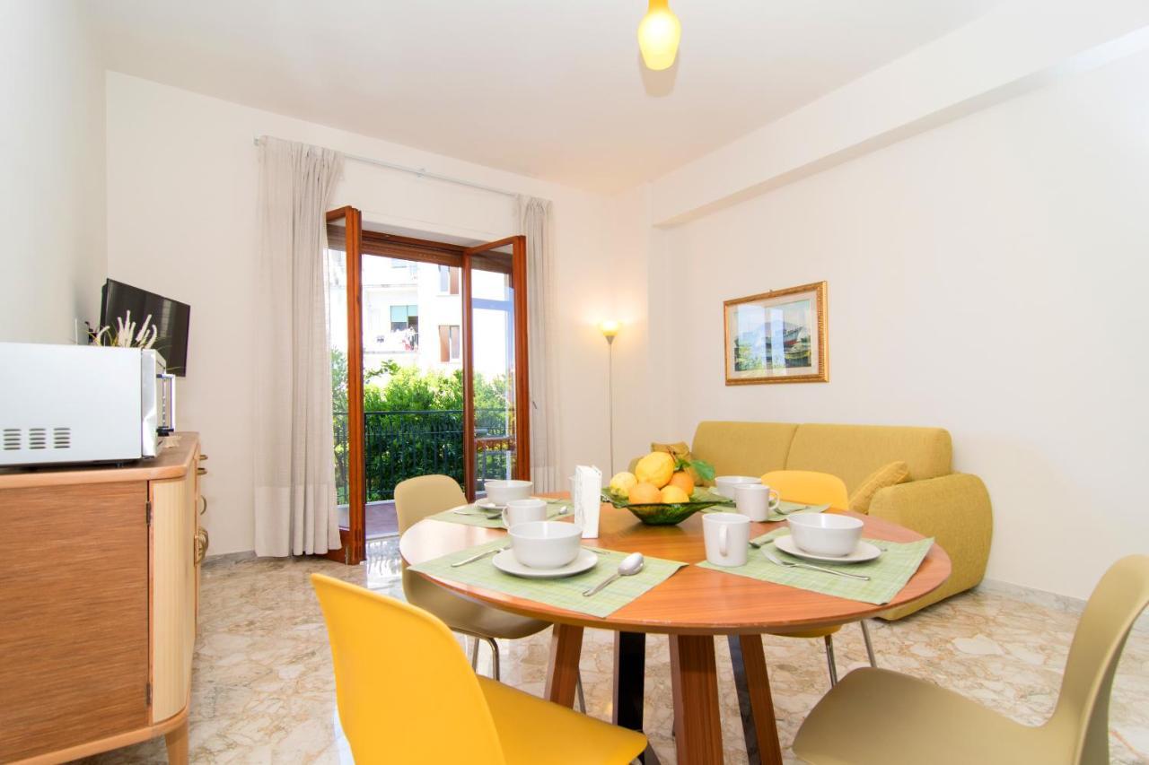 Casa Enza, For Up To 5 People, Sorrento Center 아파트 외부 사진